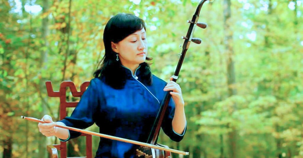 Discovering the Erhu